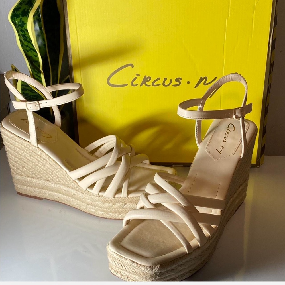 Circus by Sam Edelman Cream Strappy Wedges‎